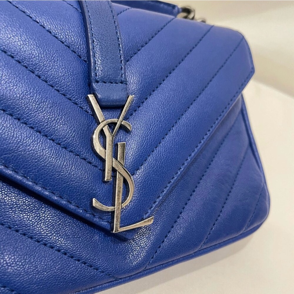 Yves Saint Laurent Blue Quilted Leather Crossbody Bag - Picture 8 of 10